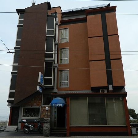 Residence Dei Fiori Bordighera Zewnętrze zdjęcie