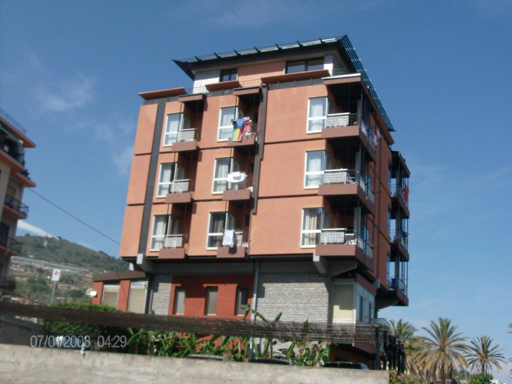 Residence Dei Fiori Bordighera Zewnętrze zdjęcie