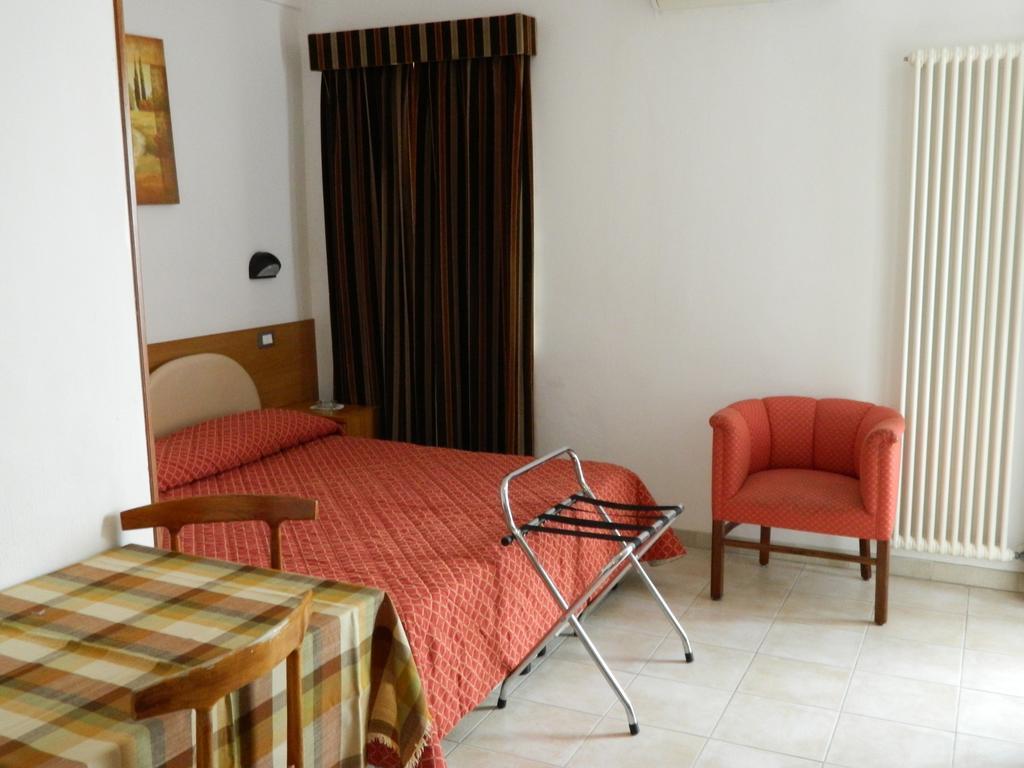 Residence Dei Fiori Bordighera Pokój zdjęcie