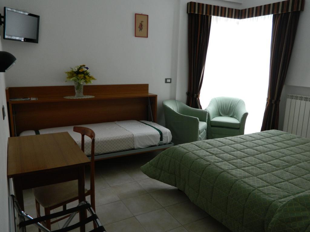 Residence Dei Fiori Bordighera Zewnętrze zdjęcie